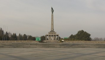 Aktivisti žiadajú vypnúť osvetlenie Slavína. Rozhodnutie je na primátorovi hlavného mesta