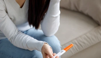 U nás zakázaná, v zahraničí bežná. Za interrupčnou tabletkou jazdia Slovenky na kliniky do Rakúska