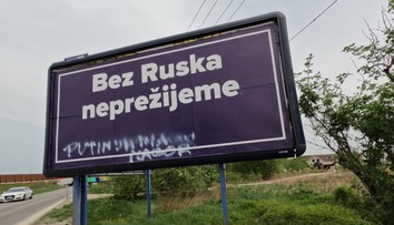 FOTO: Slovensko zaplavili kontroverzné bilboardy. Je za nimi politická strana