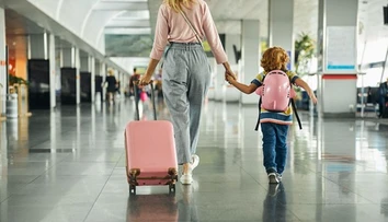 Matku malého chlapčeka nepustili do lietadla. Chvíľka nepozornosti ju vyšla poriadne draho