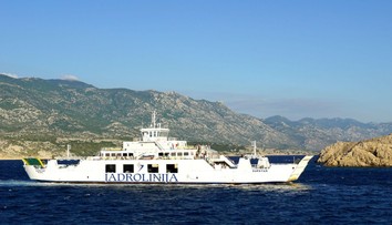 Tragédia na trajekte v Chorvátsku. Pri páde rampy zahynuli dvaja ľudia