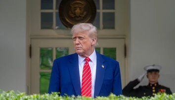 Novému pápežovi gratulujú svetoví politickí lídri. Je to veľká česť pre celú krajinu, reagoval Trump