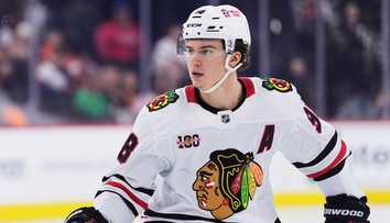 Ďalší megakontrakt v NHL. Mladá hviezda Chicaga bude zarábať astronomickú sumu