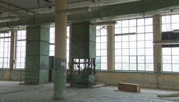 Roky chátrala, teraz sa mení na kultúrne srdce regiónu: Dobrovoľníci vracajú Baťovej fabrike život