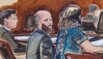 Bývalého programátora CIA odsúdili na 40 rokov za poskytnutie dát WikiLeaks