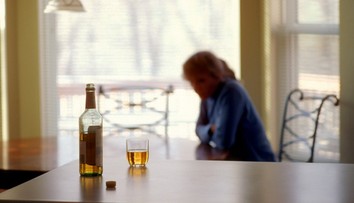 Alkohol zasahuje imunitu, mozog aj srdce. Odborníci vysvetlili, čo sa dá ešte napraviť