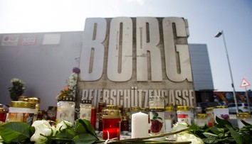 U strelca z Grazu našli aj bombu. Pri vražednom besnení padlo 40 rán, do triedy sa prestrieľal brokovnicou