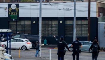 Dráma v USA. Muž za dva dni dobodal deväť ľudí, polícia ho zadržala
