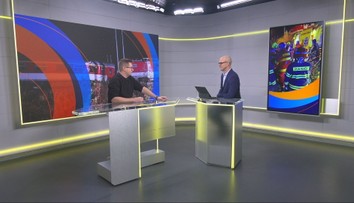 Náš redaktor bol na mieste nešťastia: Lokomotíva bola ohnutá do tvaru písmena C a vagóny boli pokrčené ako papier