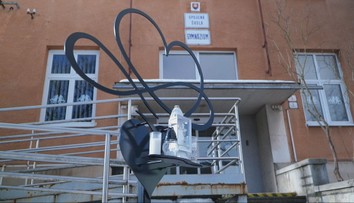 Dvojnásobná vražda, ktorá otriasla Slovenskom. Mesto trápia mrazivé dozvuky tragédie