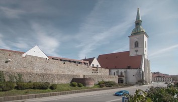 Okolo najväčšieho projektu v hlavnom meste je už tri roky ticho. Výstavba sa stále nezačala