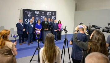 Rekreačným poukazom hrozí koniec. V koalícii stúpa napätie, Danko sa pustil do Sakovej
