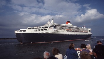 Hnačky a zvracanie: Na luxusnej plavbe Queen Mary 2 sa nakazilo viac ako 240 ľudí