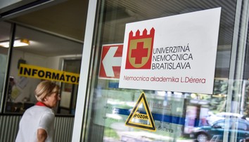 Lekár mal v bratislavskej nemocnici pracovať pod vplyvom drog. Polícia prípad zamietla