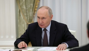 Putin absolvuje bilaterálne rokovania s Lukašenkom a Ficom