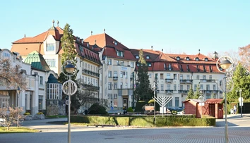 Poplach v známom hoteli v Piešťanoch. Evakuovať museli približne 140 ľudí
