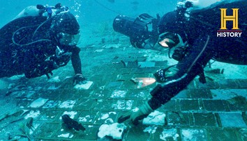 Na dne oceánu našli časť zničeného amerického raketoplánu Challenger