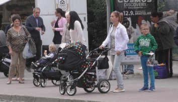 Nezamestnaným po materskej zrejme pomôže štát. Richter chce spraviť poriadok s dávkami