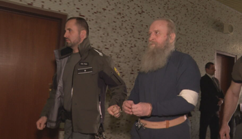 Strieľal po sestre a dobil ju do krvi. Košického dôchodcu súdia pre pokus o vraždu