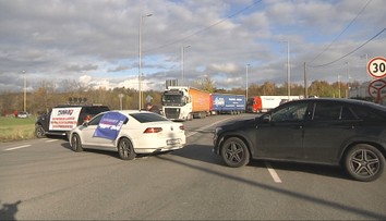 Čaká nás blokáda hraničného priechodu. Autodopravcovia vláde vyčítajú transakčnú daň aj mýto