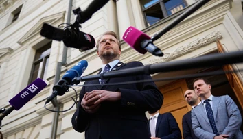 Keď volanie po mieri znamená extrémizmus. Z ruských volieb vyradili jedinú protivojnovú stranu