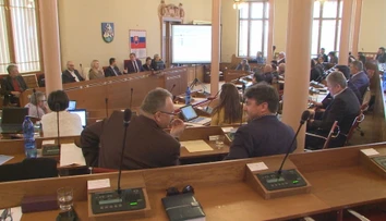 Po nedávnych voľbách prišlo veľké „upratovanie“. Niektorí možno budú musieť vrátiť odmeny