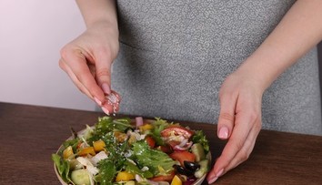 Základný kameň dlhovekosti: Štúdia odhalila, ktorý zo štyroch typov stravovania najviac spomaľuje starnutie