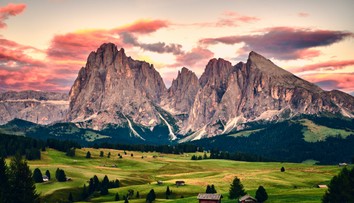 Ak chcete prejsť, zaplatíte 5 eur. V Dolomitoch miestnym došla trpezlivosť s turistami, vrátili kontroverzný turniket