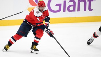 VIDEO: Fehérváry sa zapojil do hromadnej bitky. Alexander Ovečkin v jubilejnom zápase nemal dôvod na radosť