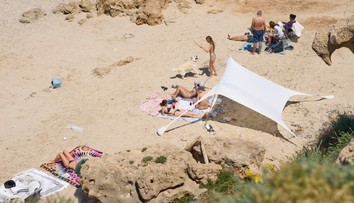 Izrael uvoľňuje obmedzenia a otvára sväté miesta v Jeruzaleme