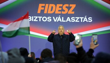 Orbán sa môže udržať pri moci, aj keď voľby tesne prehrá. Aké eso skrýva v rukáve?