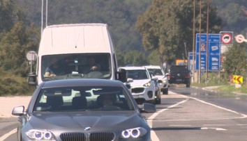 SNS vyzýva na zrušenie opatrení na hraniciach, PS a Spolu v nich problém nevidia