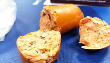 Nebezpečná nástraha: V meste niekto rozhadzuje špekačky s klincami