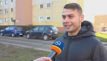 Pamätáte si na Lacka Angyala a jeho hit v Superstar Pošta? Mladík si plní sny