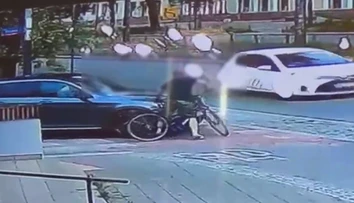 VIDEO: Muž upozornil vodiča na chybu. Ten urobil niečo, za čo mu hrozí doživotie