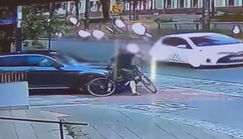 VIDEO: Muž upozornil vodiča na chybu. Ten urobil niečo, za čo mu hrozí doživotie