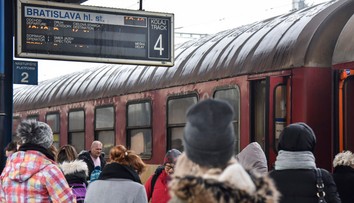 Od decembra budú rýchliky jazdiť po novom. V štyroch mestách nezastavia, cesta z Bratislavy do Košíc by mala byť rýchlejšia
