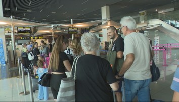 Milióny cestujúcich na bratislavskom letisku. Niektorí pasažieri musia odovzdať odtlačky prstov