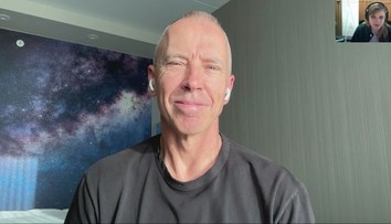 Bývalý astronaut NASA popísal rozdiely medzi starými a novými raketami. Nemôžem sa dočkať štartu, priznal