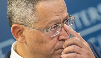 Platíme viac, no verejný dlh rastie. Kamenický priznáva, že konsolidácia nejde podľa plánu