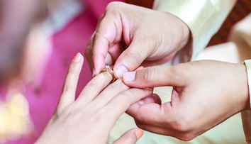 Český fanúšik pripravil priateľke zásnuby priamo na tribúne