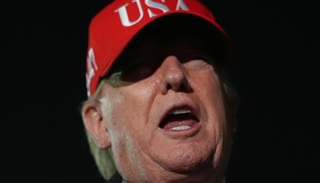 USA začnú s blokádou Hormuzského prielivu. Irán hovorí o smiešnej hrozbe Trumpa