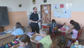 Učitelia už nemajú byť odkázaní na politikov. Ministerstvo chystá nový systém odmeňovania