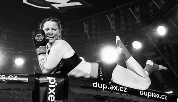 Tragické správy z Thajska. Po zrážke s kamiónom zahynula mladá zápasníčka a influencerka