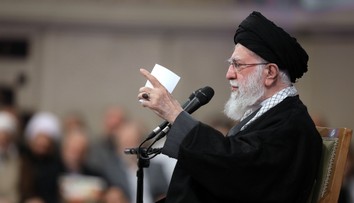 Chameneí obvinil demonštrantov, že konajú v súlade so záujmami Trumpa