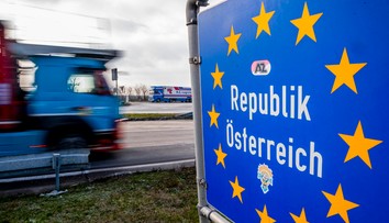 Rakúsko sprísňuje opatrenia na vstup do krajiny. Pozor, skracuje sa aj platnosť COVID pasu