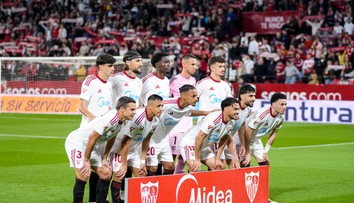 Fanúšikovia v maskách a vyhrážky. Hráči trápiaceho sa veľkoklubu zažívajú peklo