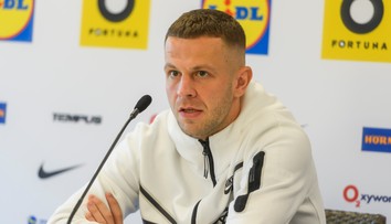 VIDEO: Skrat slovenského reprezentanta Vavra na turnaji pred Vianocami. Tínedžerovi strelil facku