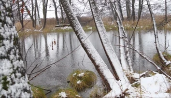 Nemrznúce jazierko v Turci fascinuje turistov. Voda zostáva teplá aj v zime
