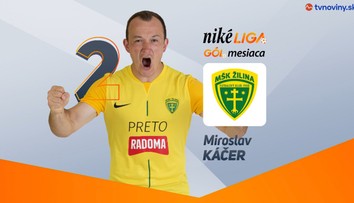 VIDEO: Brankára prekvapil strelou z polovice ihriska. O gól mesiaca sa uchádza opora Žiliny